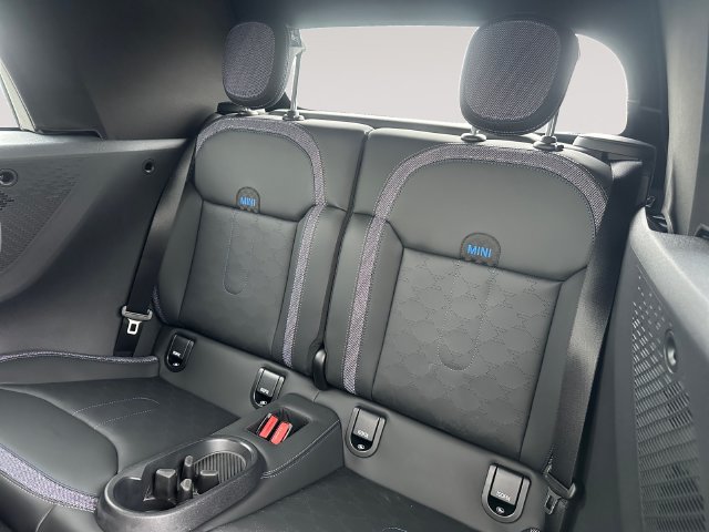 New 2026 MINI Cooper S FWD image 13