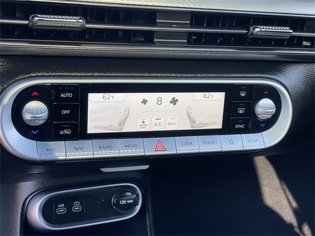 Used 2024 Genesis GV60 RWD image 18