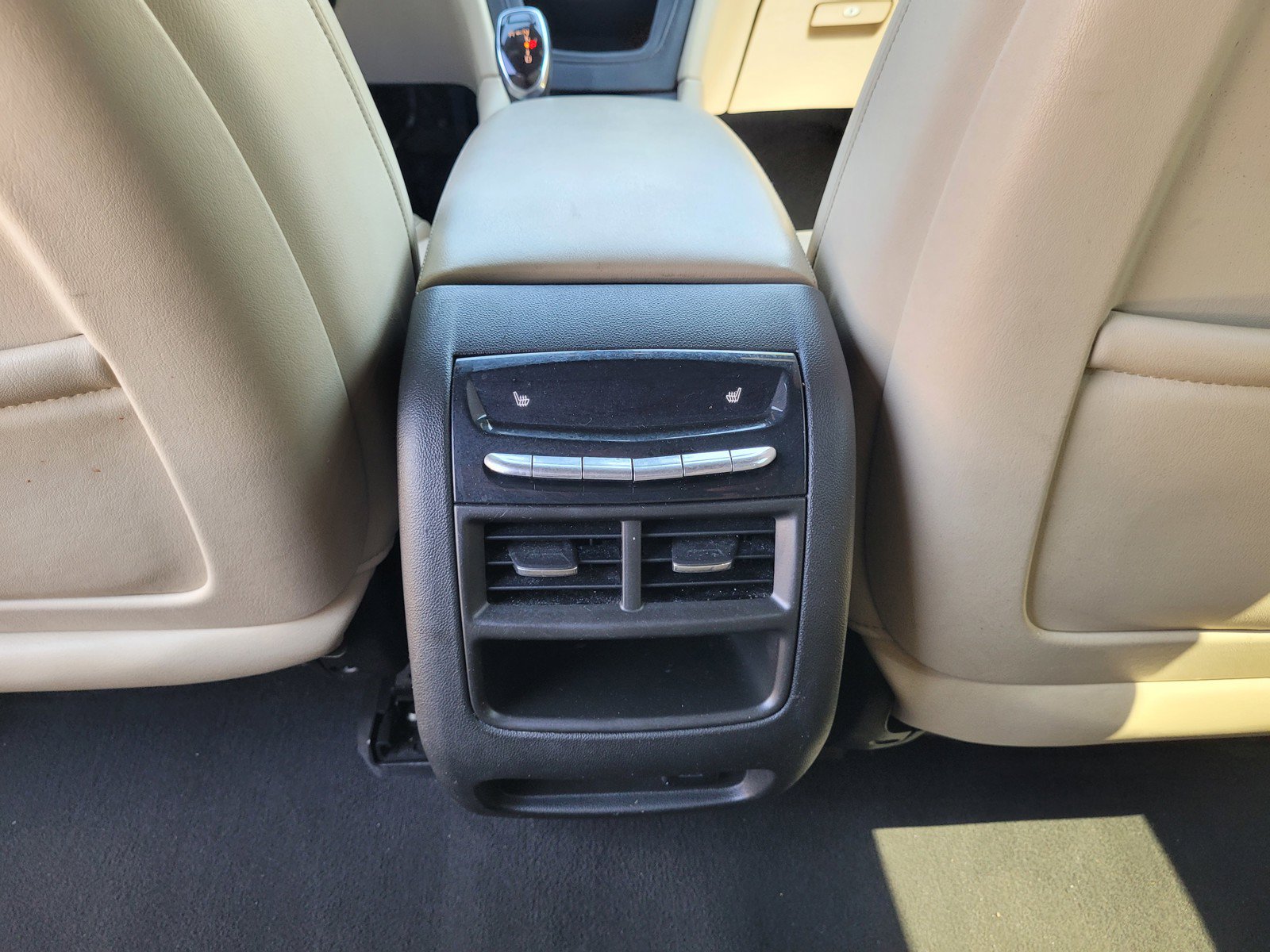 Used 2017 Cadillac XT5 Luxury w/ Driver Awareness Package FWD image 15