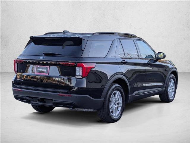New 2026 Ford Explorer Active image 2