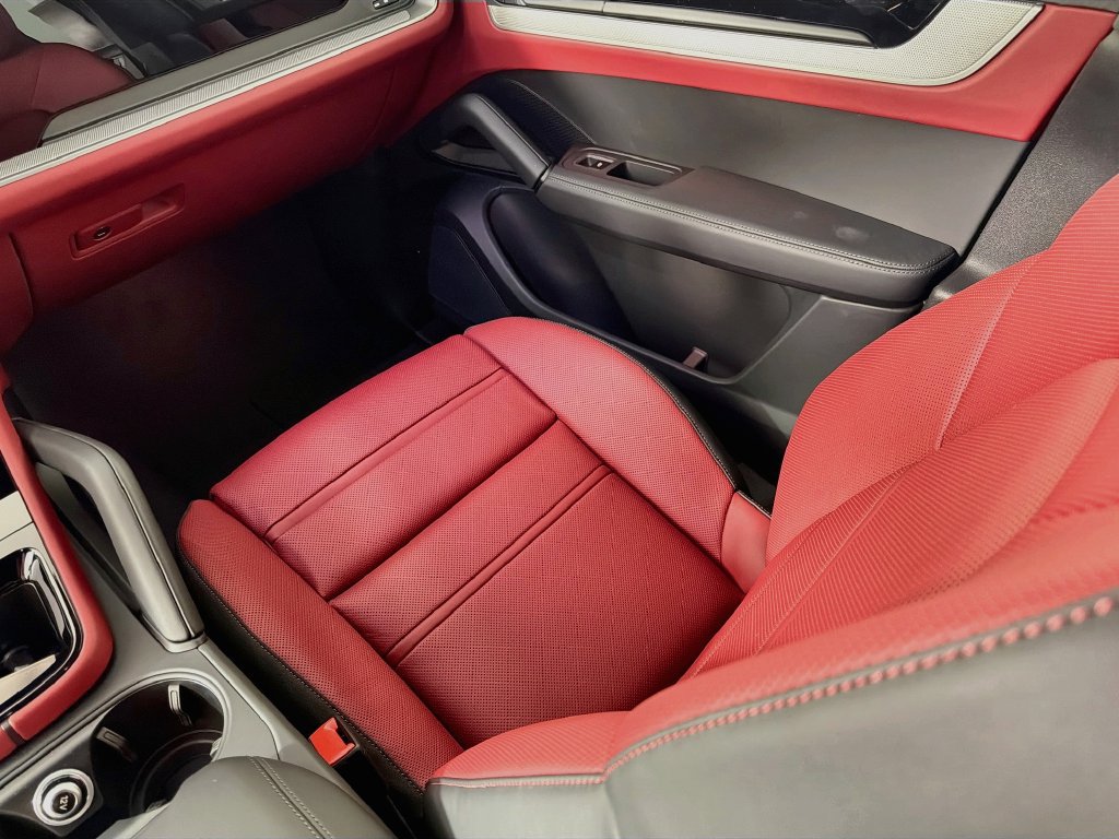 New 2026 Porsche Cayenne S AWD/4WD image 26