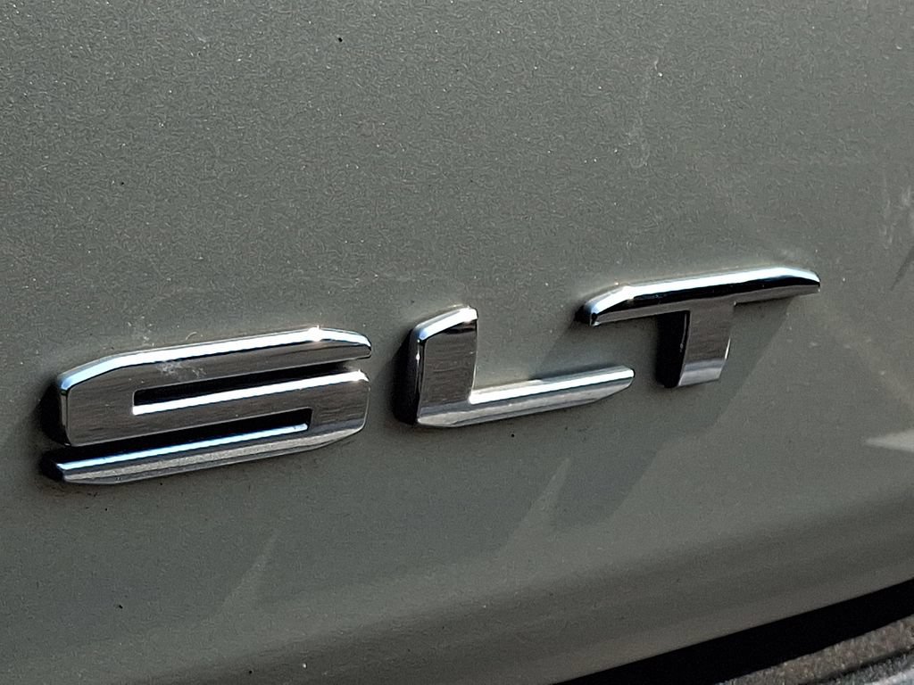 Certified 2021 GMC Yukon SLT w/ SLT Premium Package AWD/4WD image 36
