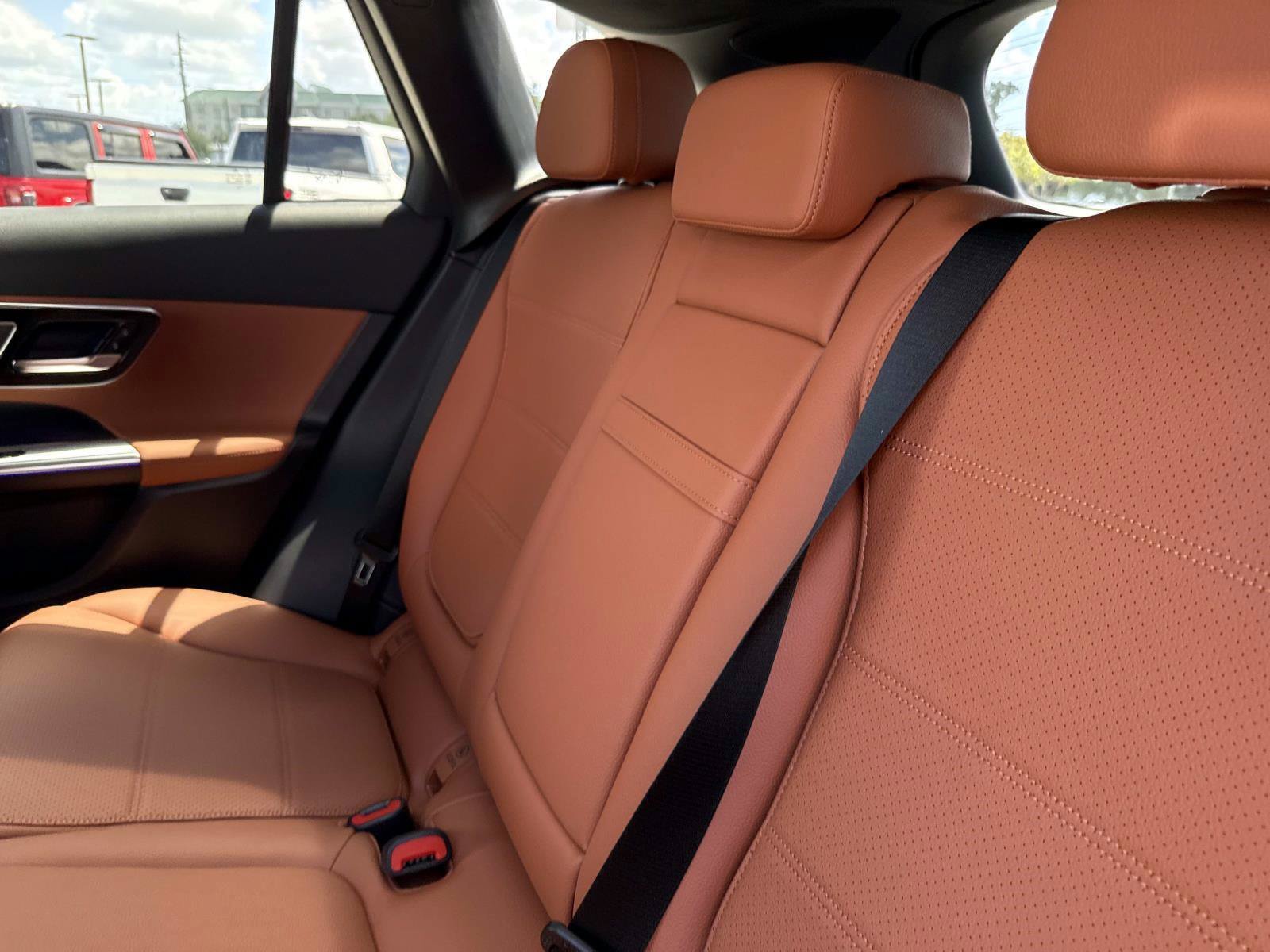 New 2027 Mercedes-Benz GLC 300 image 13