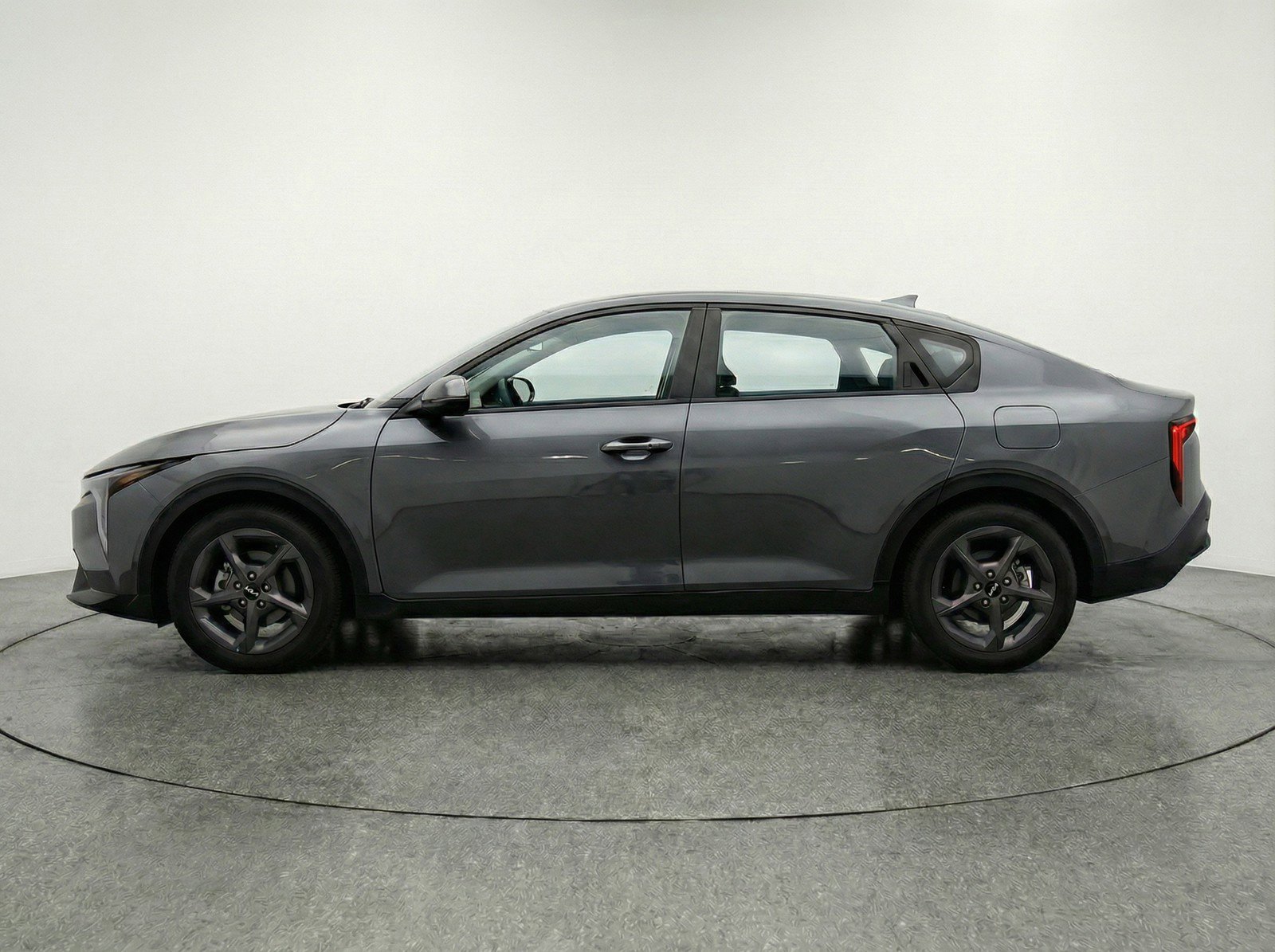 Used 2025 Kia K4 FWD image 5