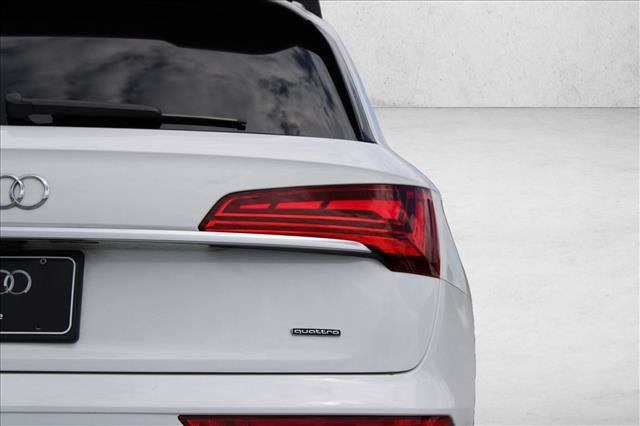Used 2023 Audi Q5 2.0T Premium w/ Convenience Package AWD/4WD image 10