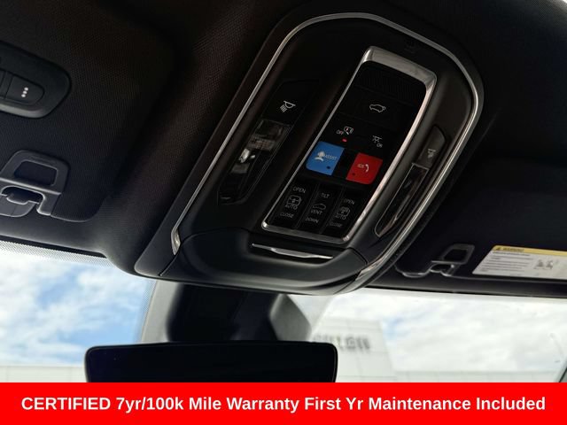 Used 2025 Jeep Grand Cherokee Summit w/ Obsidian Package AWD/4WD image 28