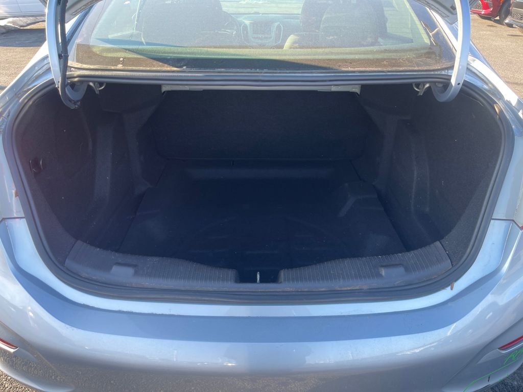 Used 2017 Chevrolet Cruze LS image 17