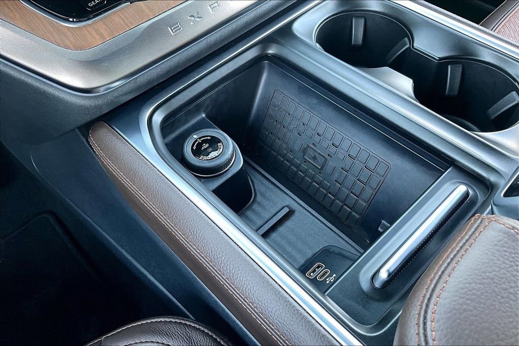 Used 2025 Ford Expedition King Ranch image 33