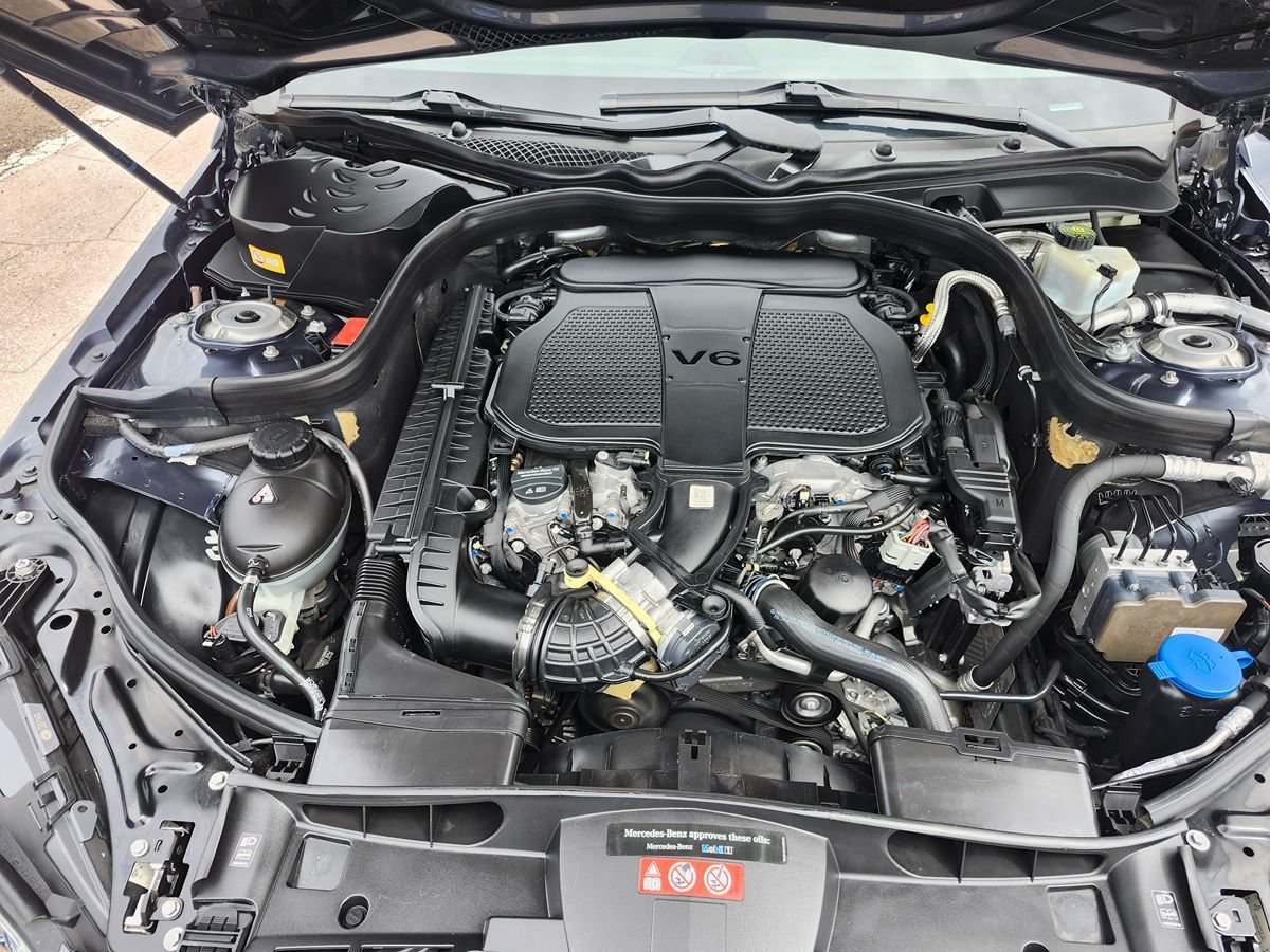 Used 2016 Mercedes-Benz E 350 Sedan w/ Premium Package image 31