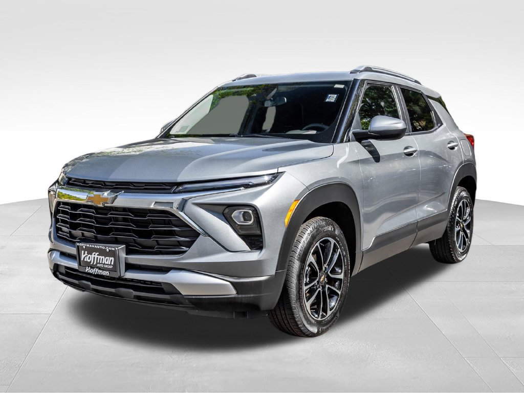 Used 2025 Chevrolet TrailBlazer LT w/ Driver Confidence Package AWD/4WD image 11