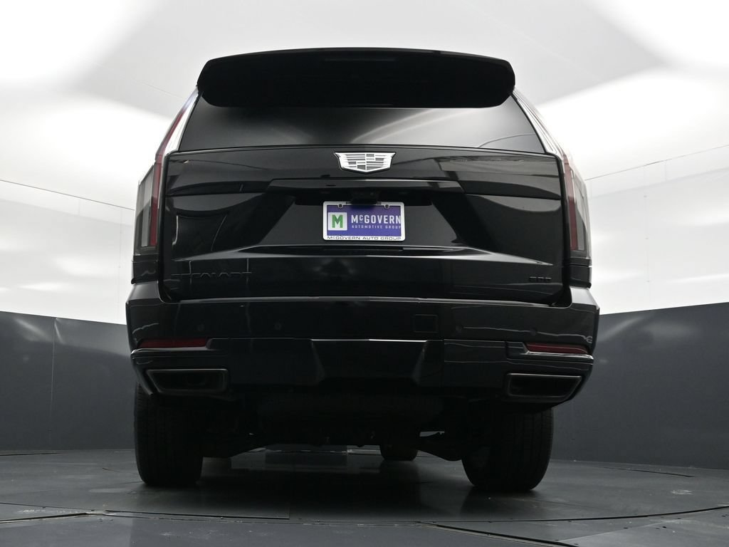 Used 2025 Cadillac Escalade Sport w/ LPO, ONYX Package AWD/4WD image 23