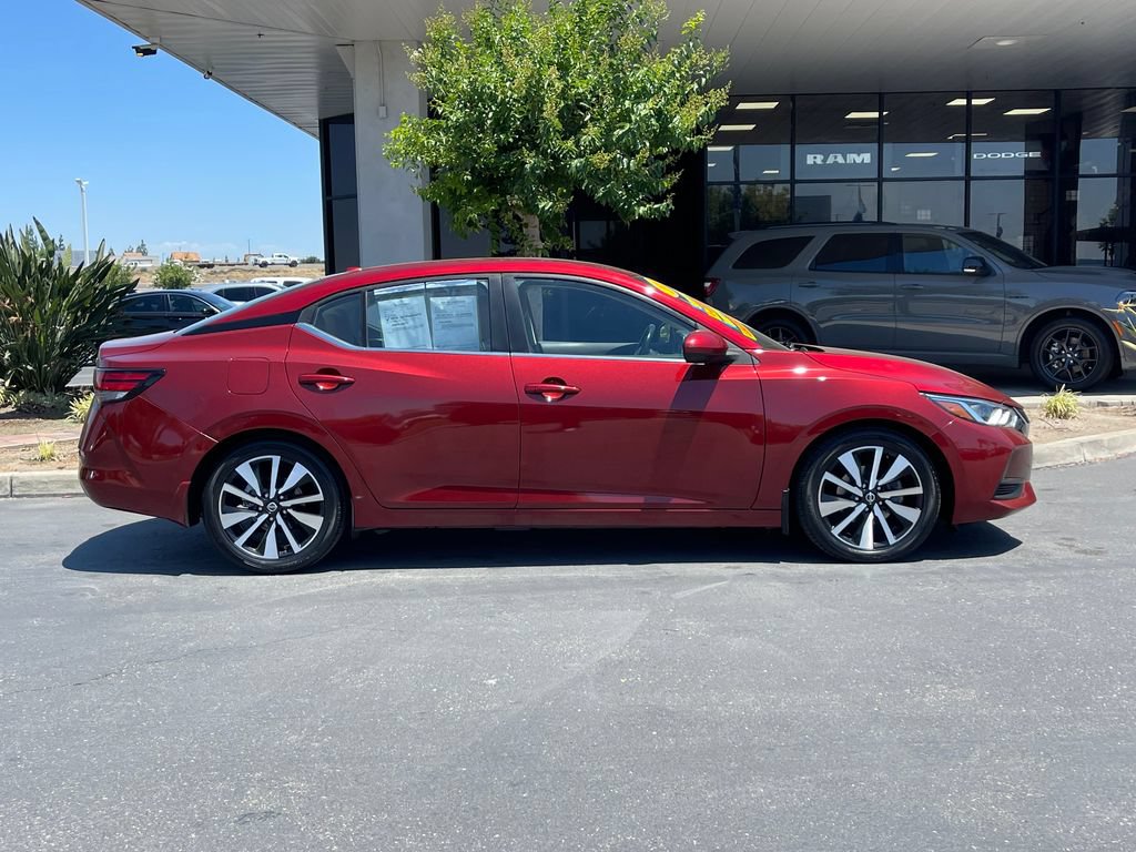 Used 2023 Nissan Sentra SV w/ SV Premium Package FWD image 4