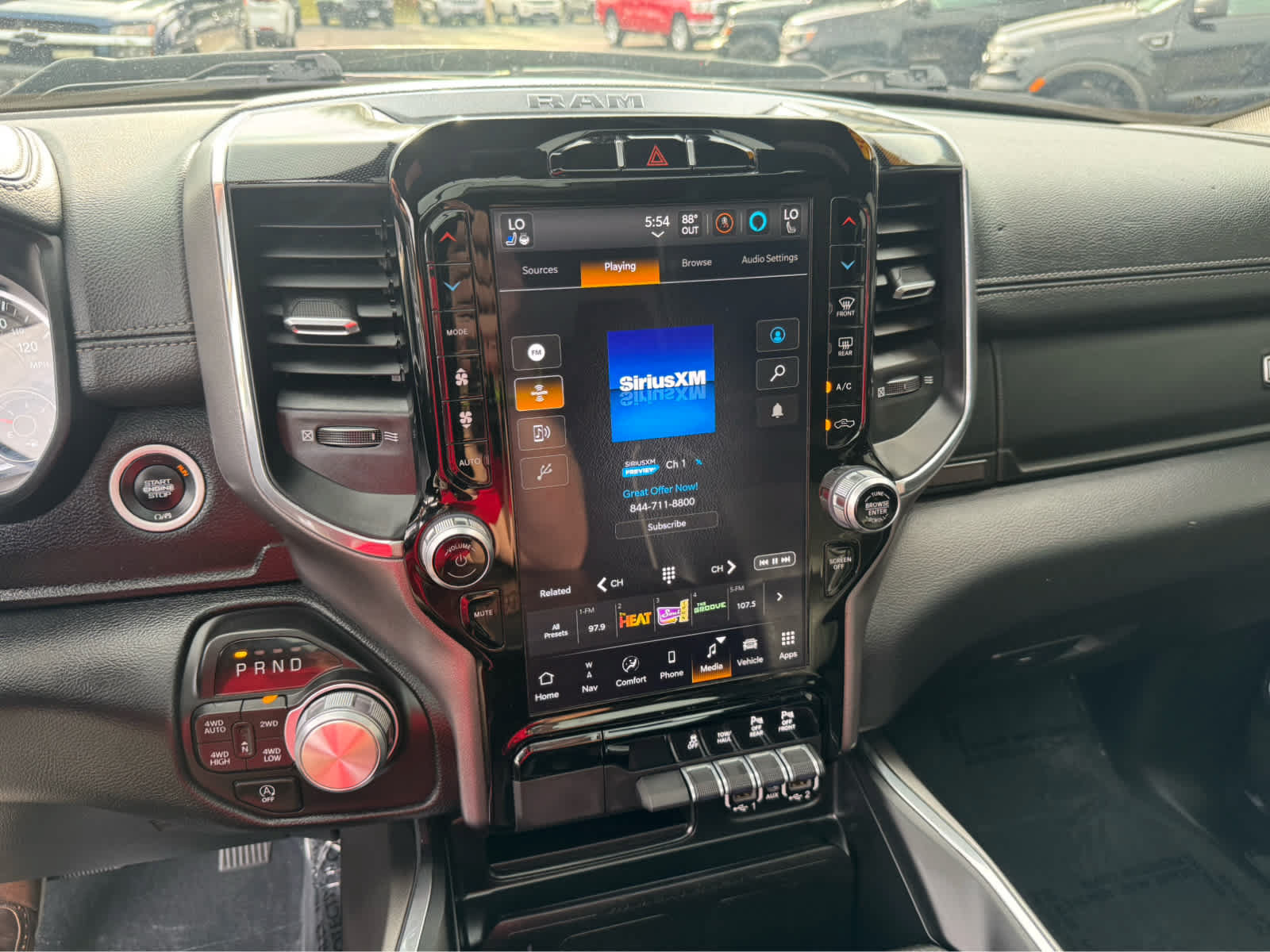 Used 2022 RAM 1500 Laramie AWD/4WD image 30