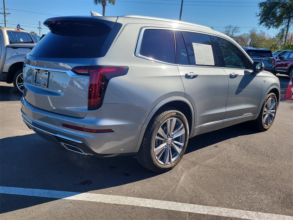Used 2024 Cadillac XT6 Premium Luxury w/ Technology Package image 4