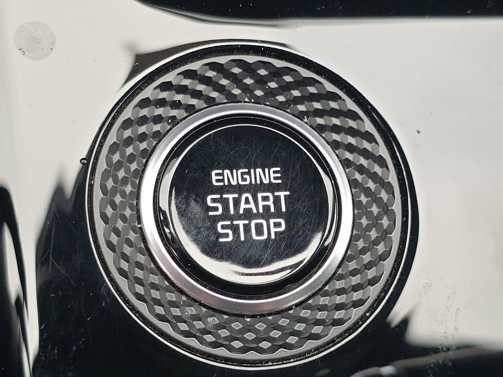 Used 2023 Kia Niro EX image 35