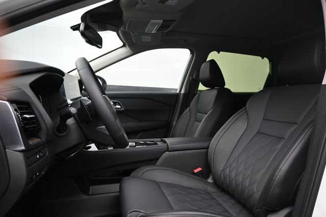 New 2026 Nissan Rogue Platinum w/ Tech Package AWD/4WD image 10