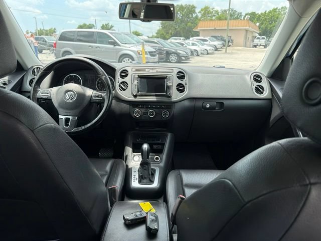 Used 2017 Volkswagen Tiguan S FWD image 13