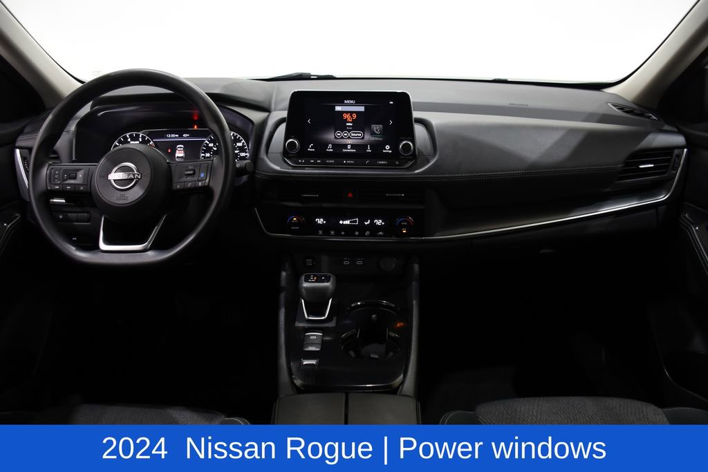Used 2024 Nissan Rogue SV image 8
