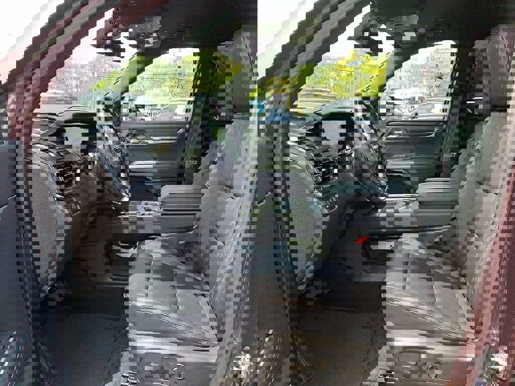 Certified 2024 GMC Acadia Elevation w/ Luxury Package image 15