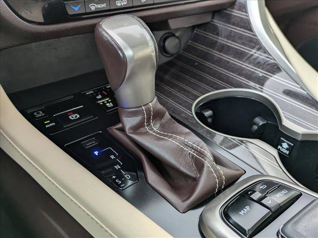 Used 2019 Lexus RX 450h AWD image 13