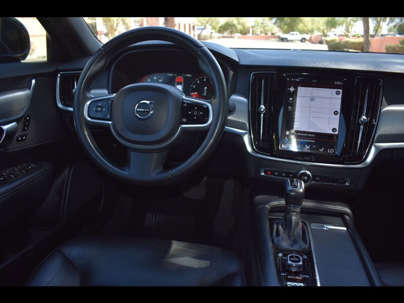 Used 2017 Volvo S90 T5 Momentum w/ Vision Package FWD image 29