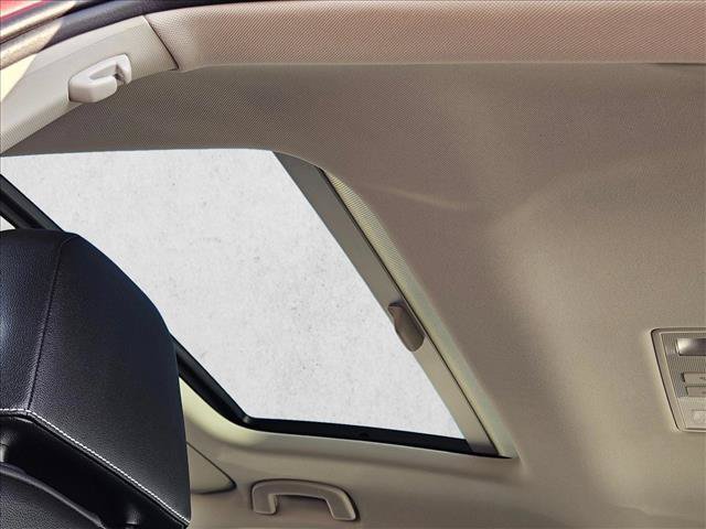 Used 2023 Volkswagen Jetta SE w/ Panoramic Sunroof Package FWD image 17