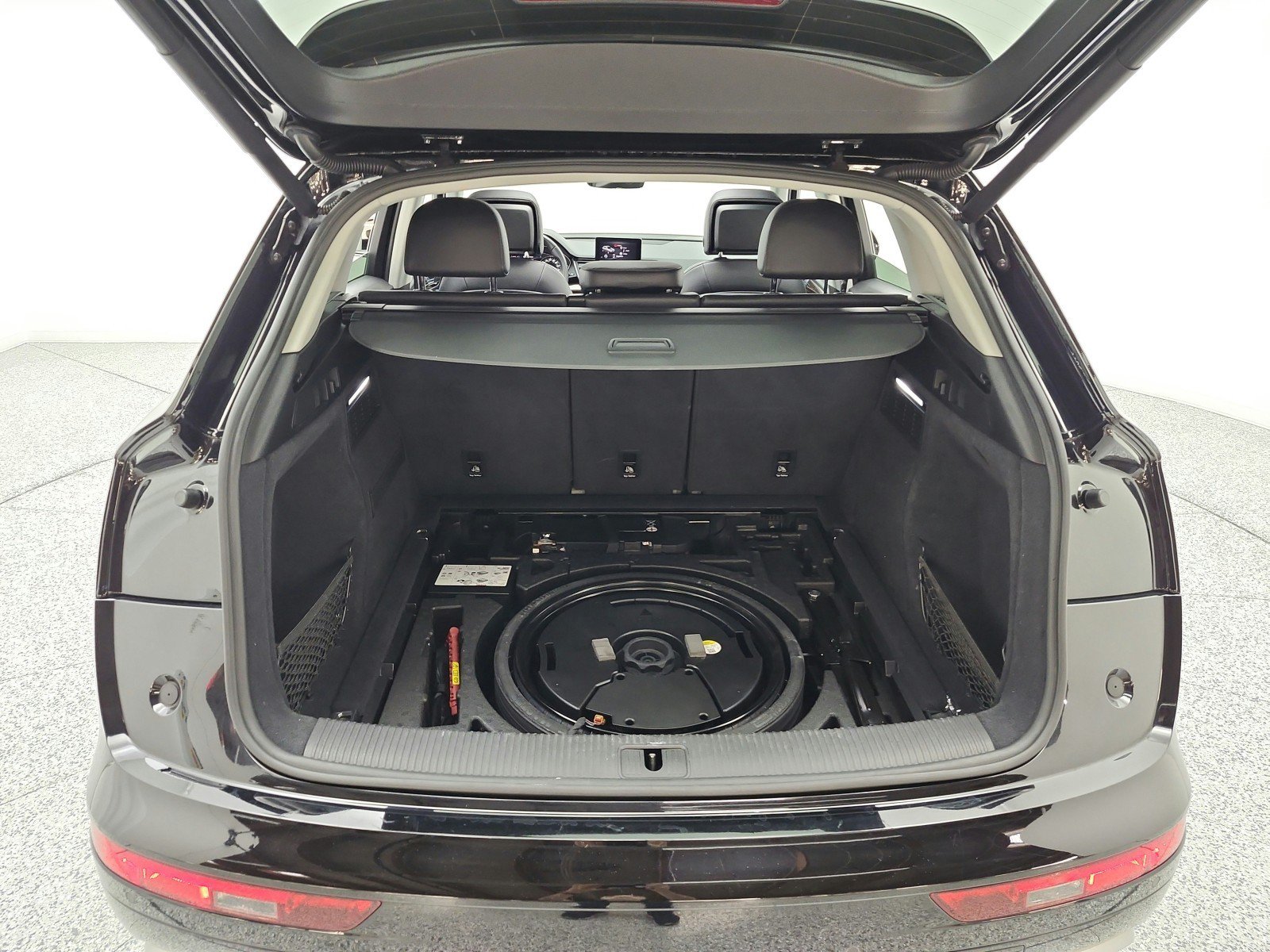 Used 2020 Audi Q5 2.0T Premium w/ Convenience Package AWD/4WD image 21