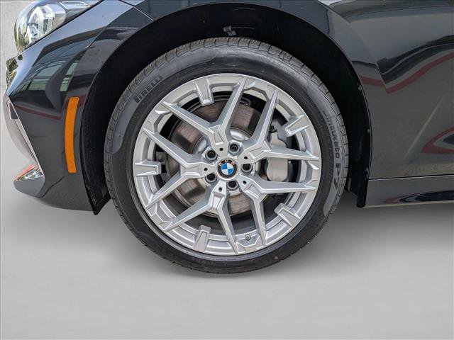 Used 2026 BMW 330i Sedan w/ Premium Package RWD image 10