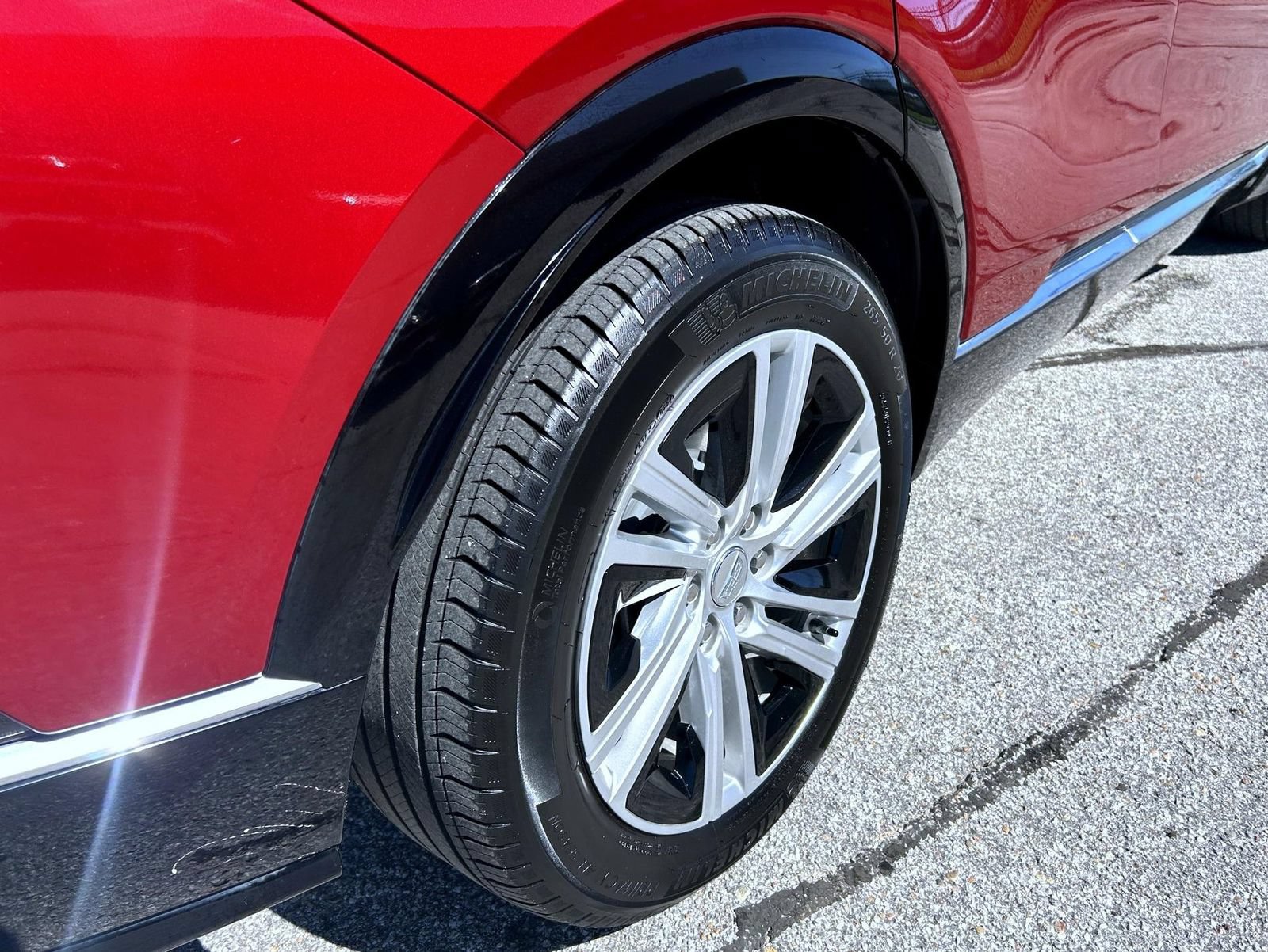 Certified 2024 Cadillac Lyriq Tech AWD/4WD image 13