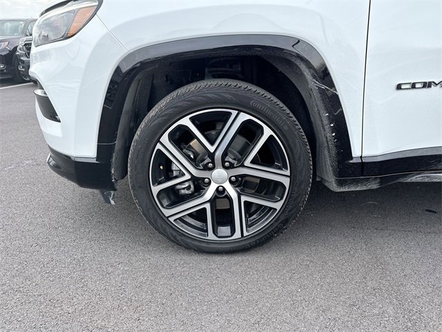 Used 2024 Jeep Compass Limited w/ Elite Group image 13