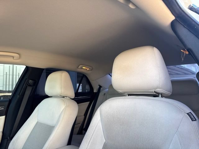 Used 2019 Chrysler 300 Touring w/ Driver Convenience Group RWD image 8