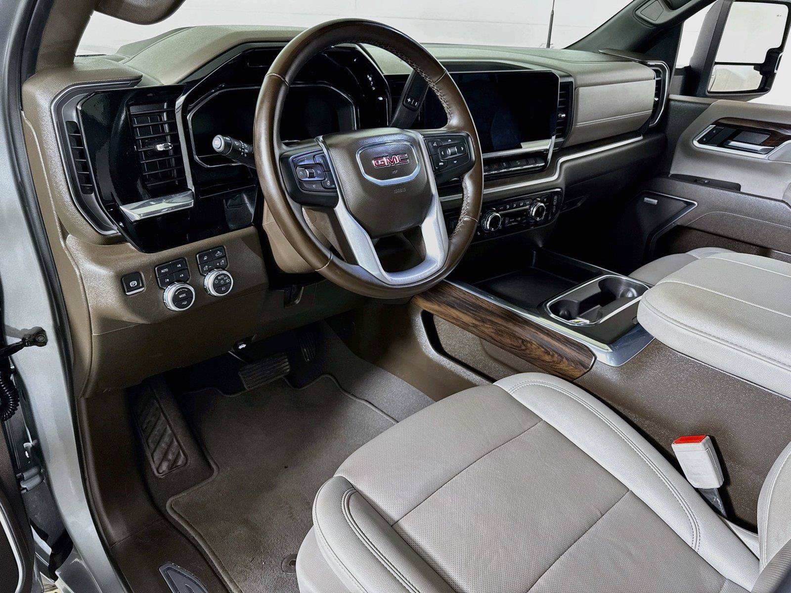 Used 2025 GMC Sierra 2500 SLT w/ Texas SLT Premium Package AWD/4WD image 7