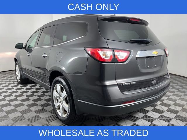 Used 2017 Chevrolet Traverse LT w/ Style and Technology Package image 6