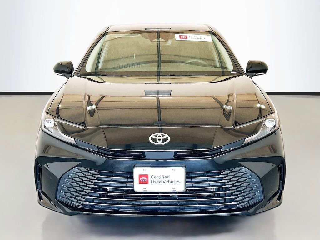 Used 2025 Toyota Camry LE w/ Convenience Package FWD image 2