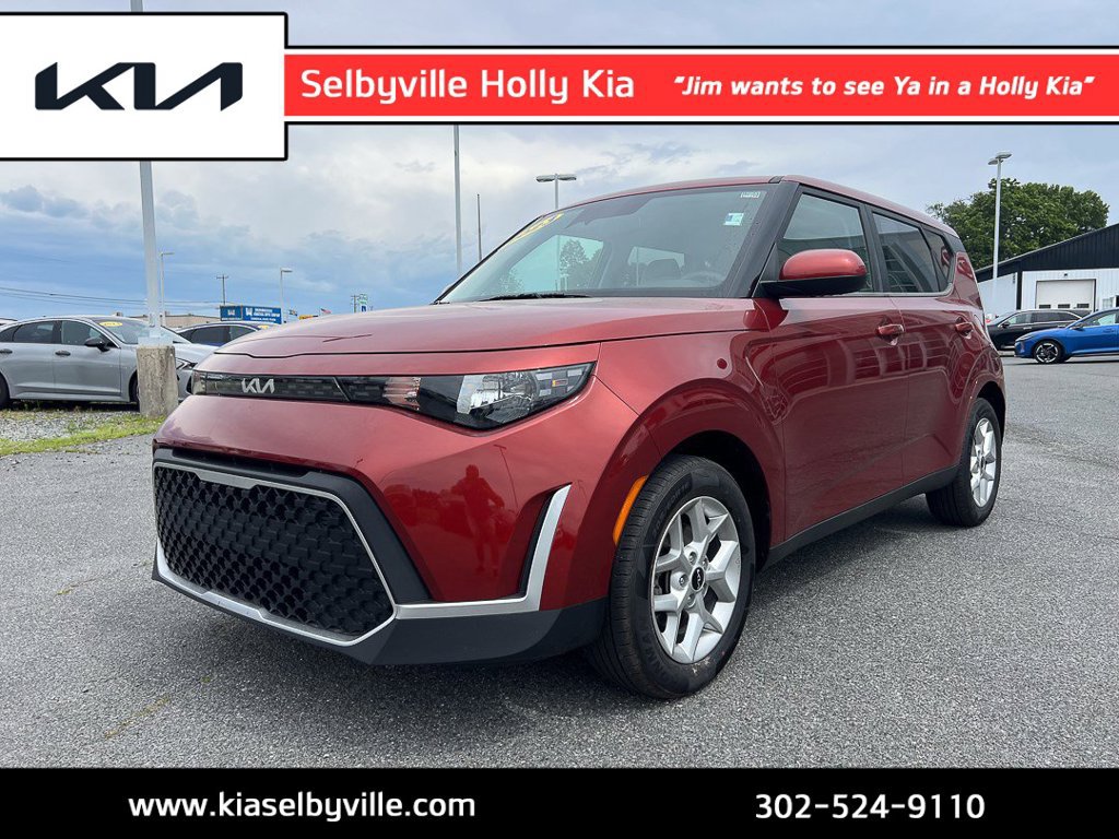 Used 2023 Kia Soul LX w/ LX Technology Package