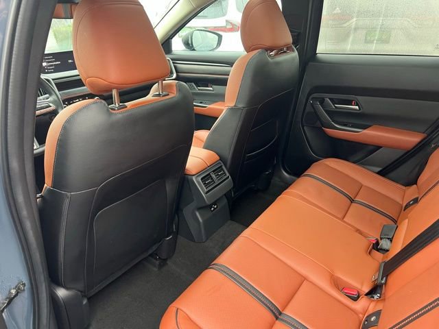 Used 2023 MAZDA CX-50 Meridian Edition w/ Apex Package image 13