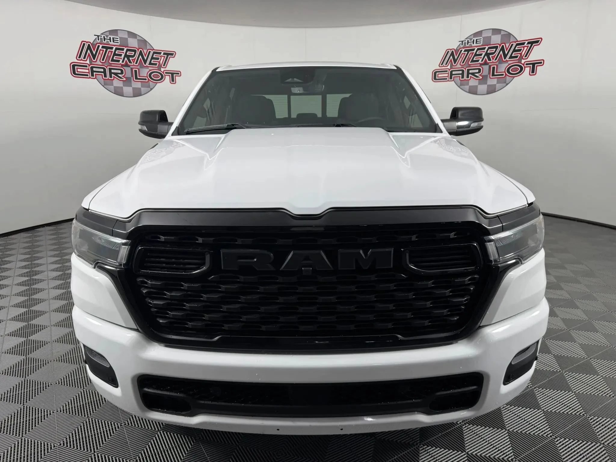 Used 2025 RAM 1500 Lone Star AWD/4WD image 2