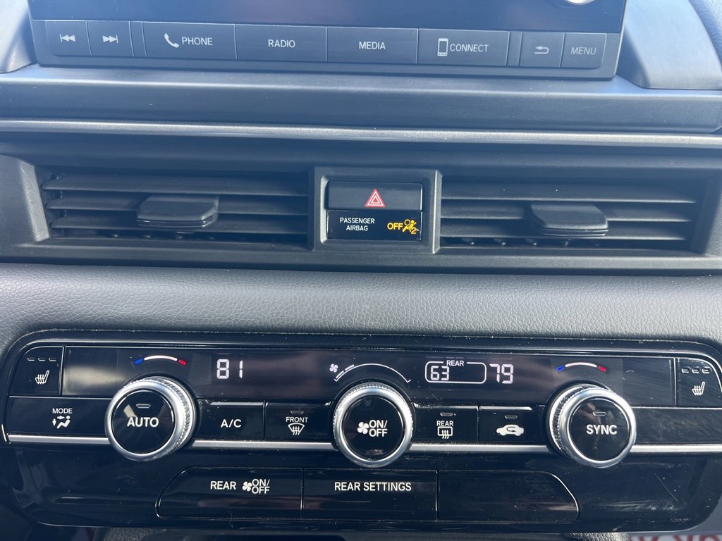 Used 2025 Honda Pilot Sport image 40