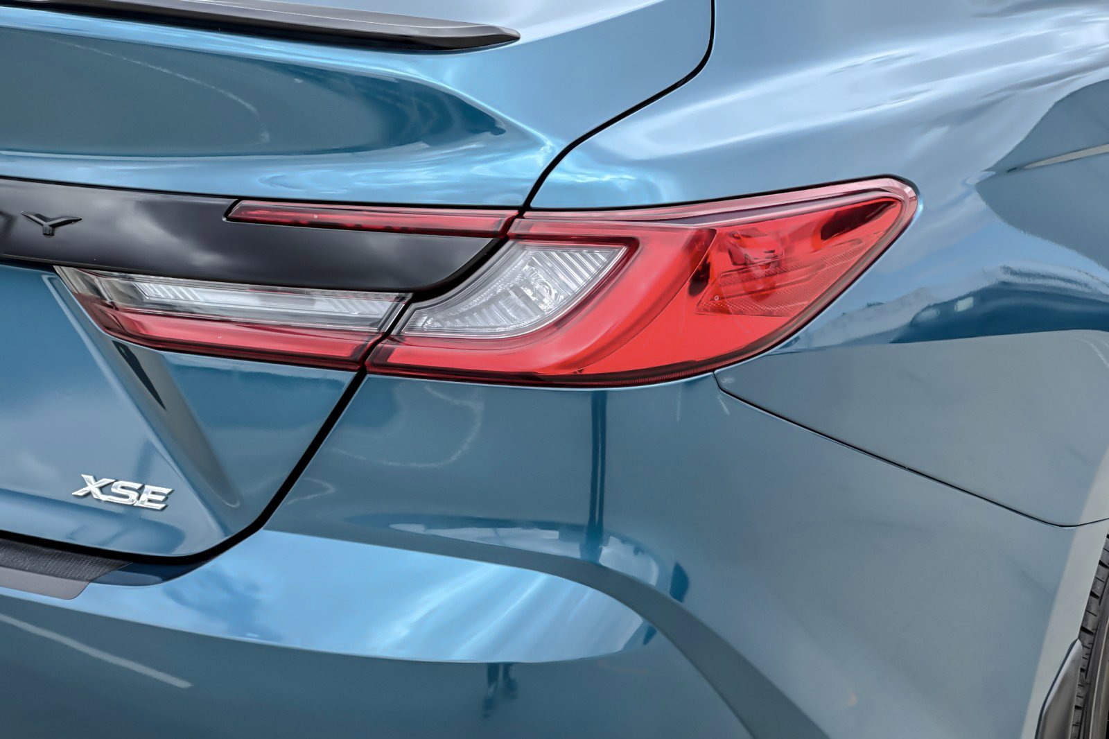 Certified 2025 Toyota Camry XSE FWD image 25