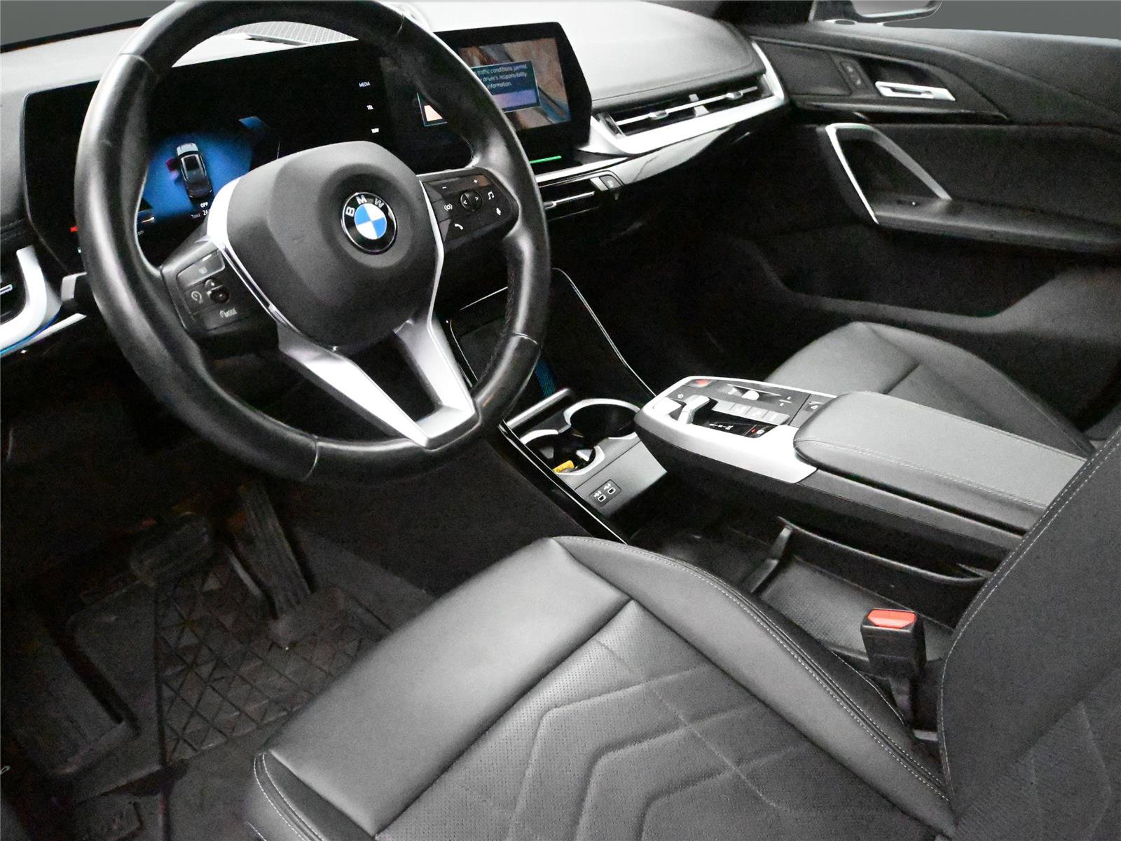 Used 2024 BMW X1 xDrive28i w/ Convenience Package image 2