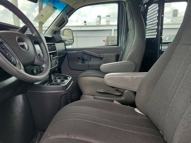 Used 2020 GMC Savana 2500 w/ Driver Convenience Package RWD image 19