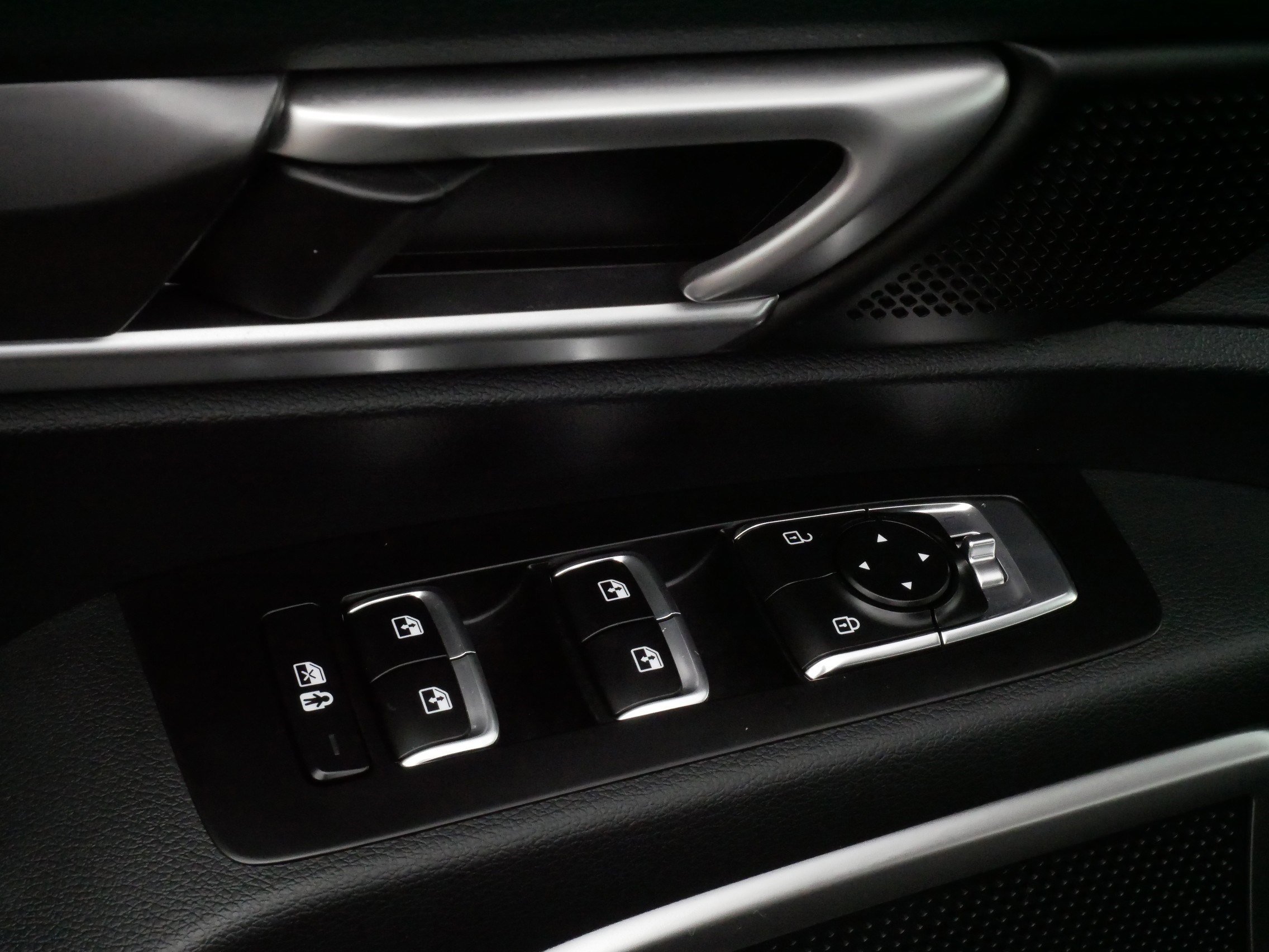 Used 2025 Kia Telluride S AWD/4WD image 19