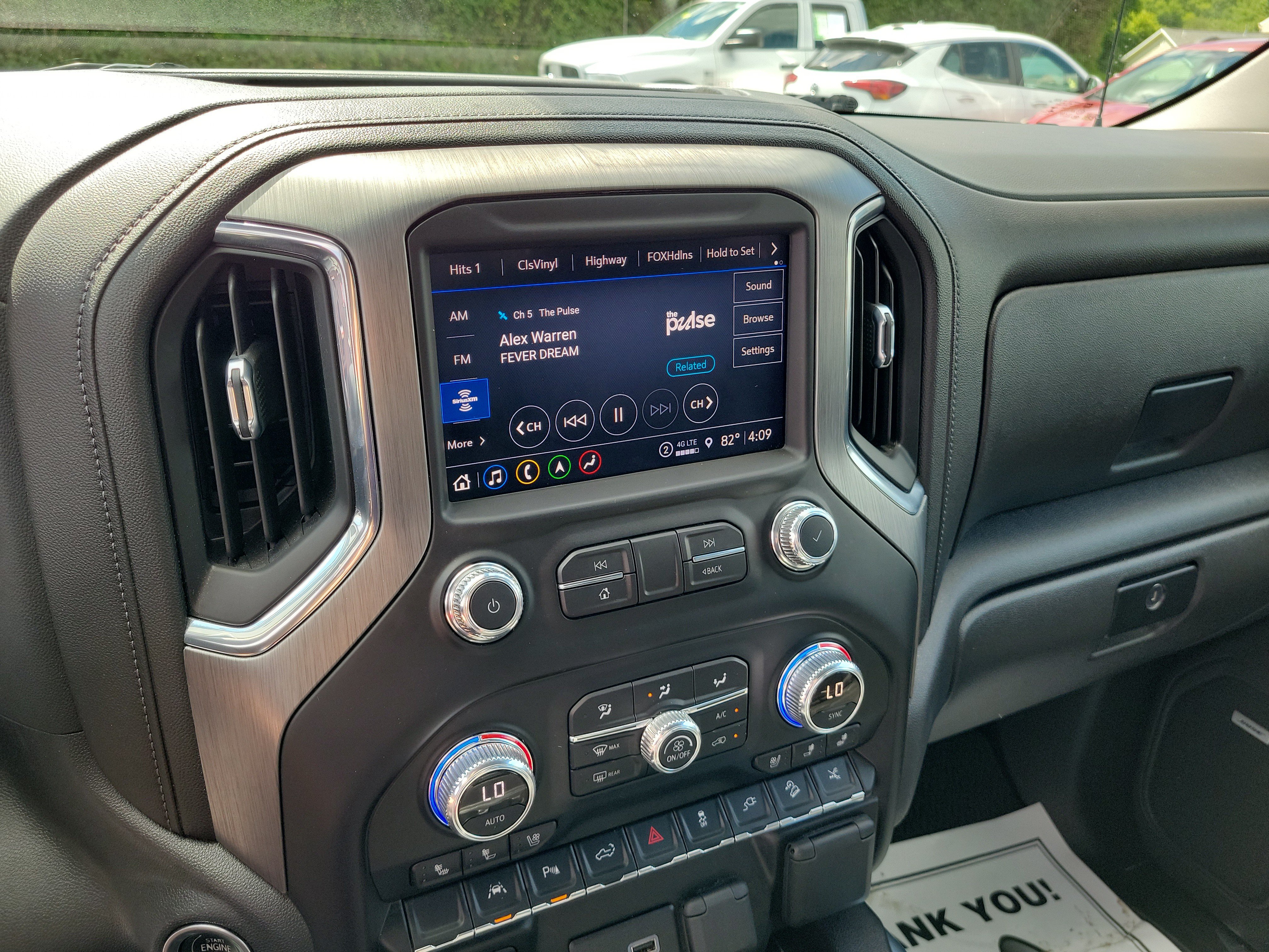 Used 2022 GMC Sierra 1500 Denali w/ Denali Reserve Package AWD/4WD image 27