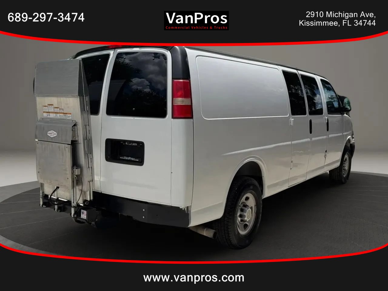 Used 2013 Chevrolet Express 3500 Extended RWD image 5