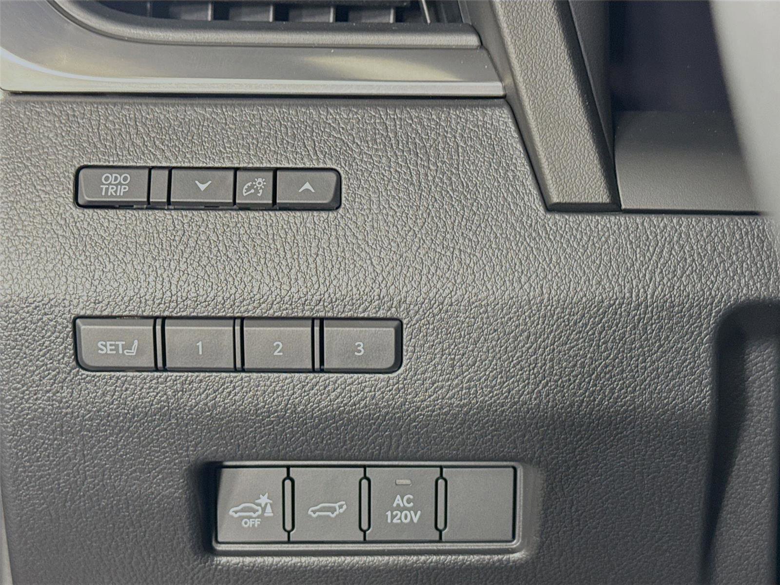 Used 2024 Lexus GX 550 image 14