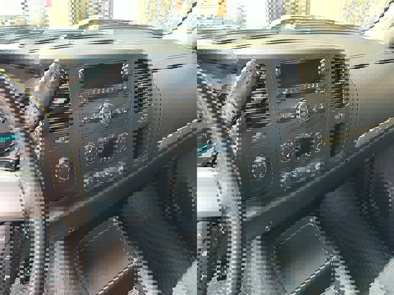 Used 2007 Chevrolet Silverado 2500 LT w/ 2LT Audio Package image 16