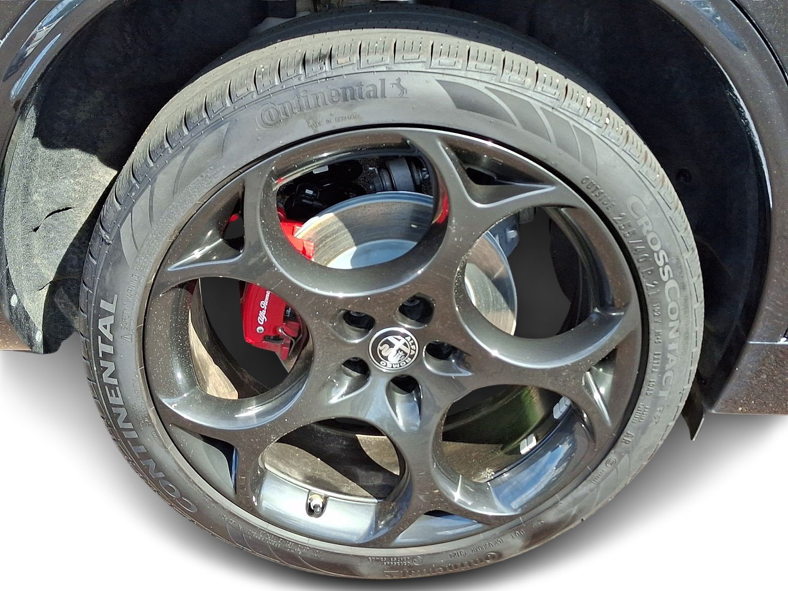Used 2023 Alfa Romeo Stelvio Veloce AWD/4WD image 7