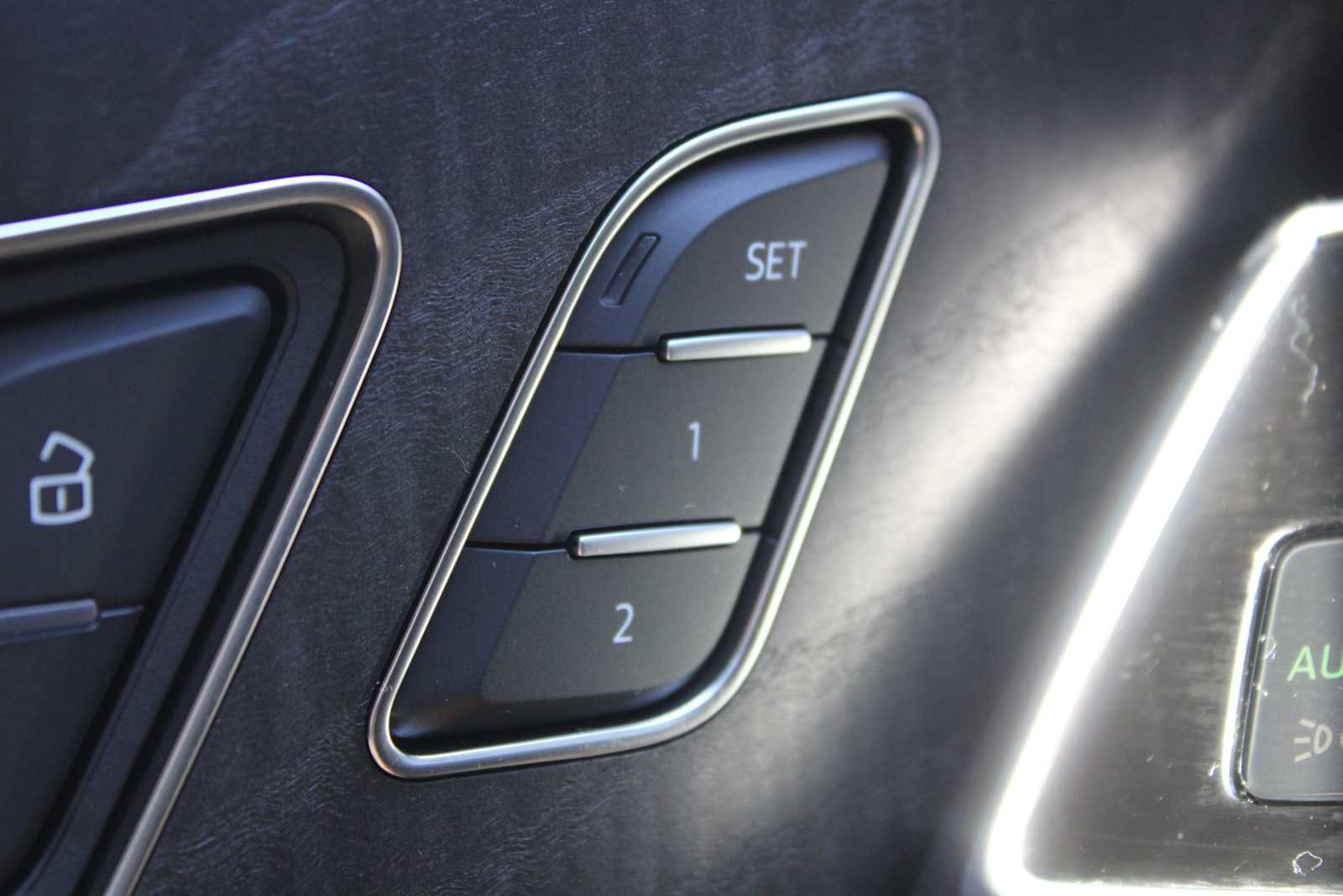 Used 2024 Audi Q7 3.0T Prestige AWD/4WD image 18