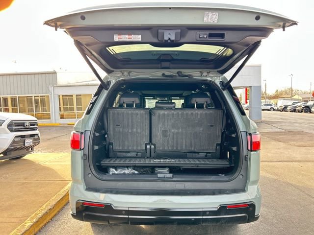 Used 2024 Toyota Sequoia Platinum image 9
