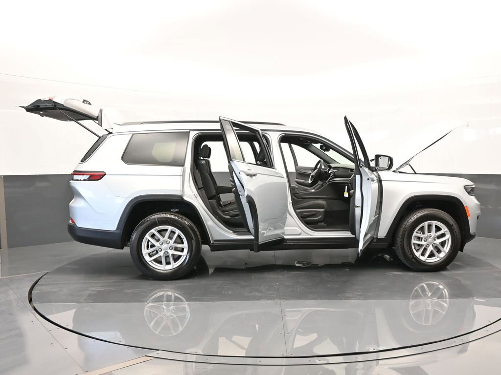 Used 2024 Jeep Grand Cherokee L Laredo image 63